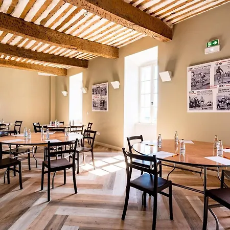 Hotel Grand Le Nesk 3*